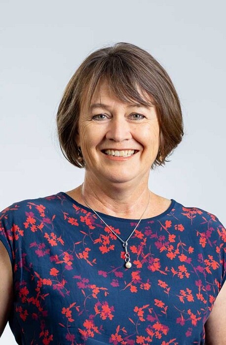 Ms Helen Stone