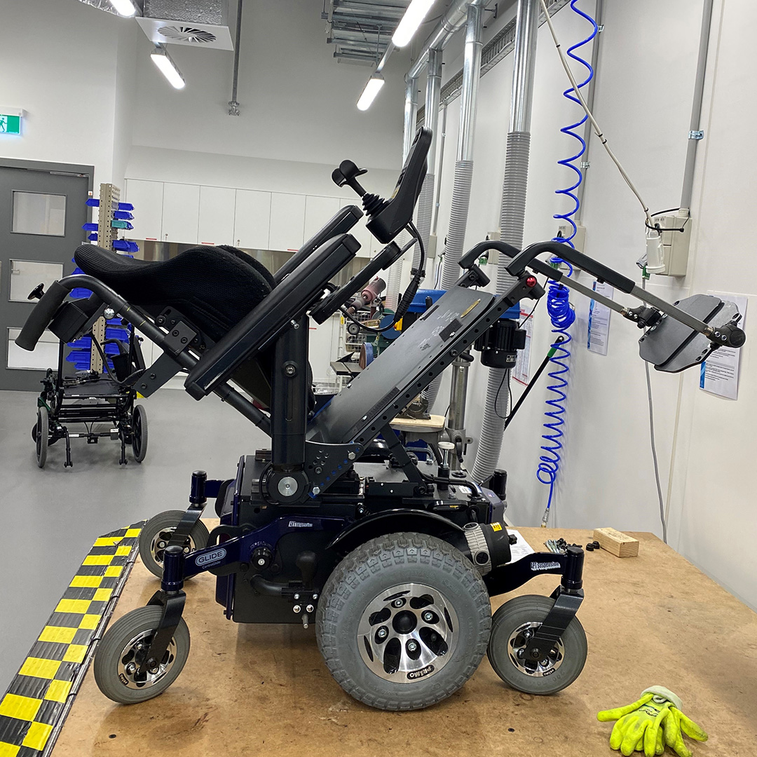 Robotic wheelchair